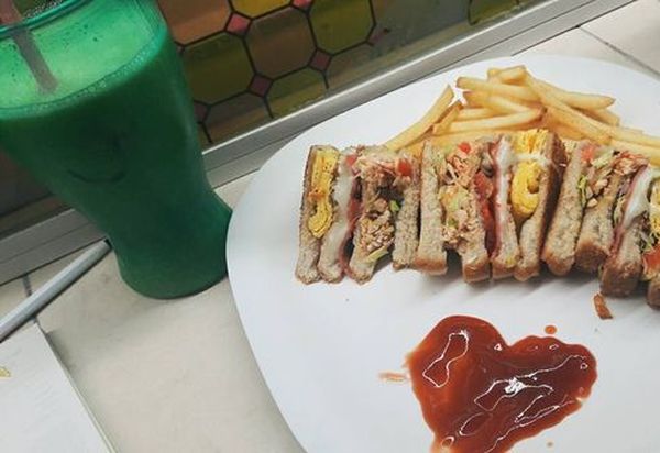Taqueria Molina — photograph 4