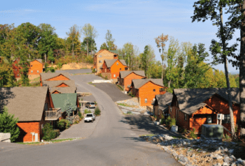 Making Dinner Plans in Pigeon Forge: 12 Essential Tips for a Memorable Experience