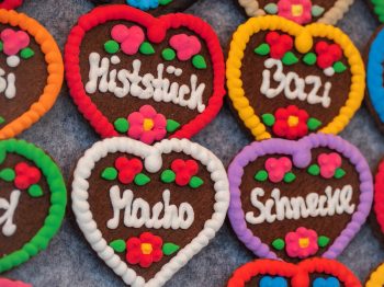 How to Incorporate Custom Cookies Into Your Restaurant’s Branding And Promotions