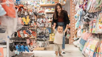 The Role of Baby Stores in Supporting New and Expectant Parents