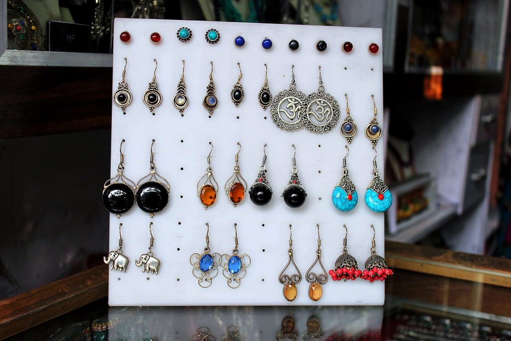 Earrings in a fair in India 02