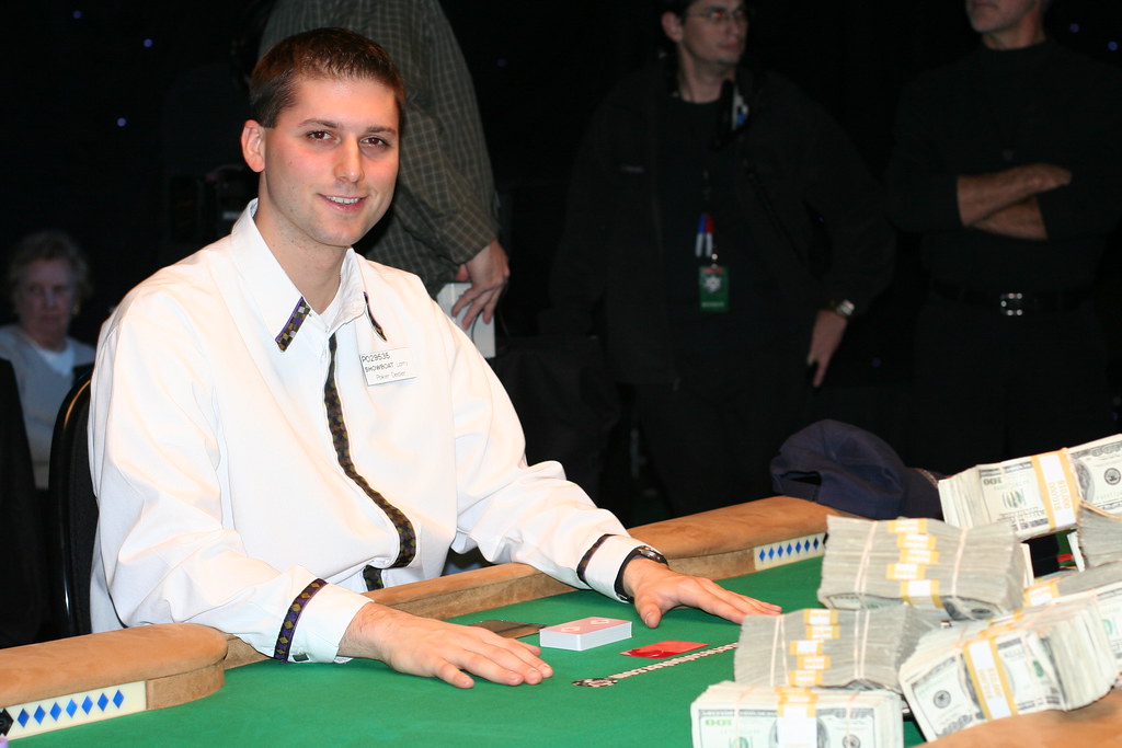 Dealer - Larry - final table