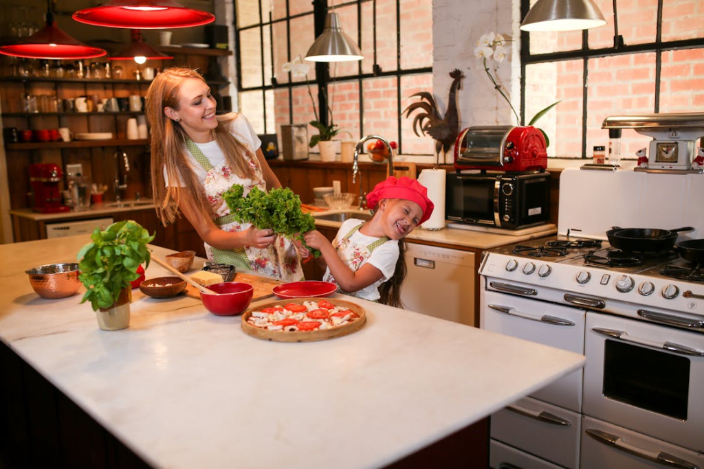 Creating Lasting Impressions: The Role of Food Quality and Presentation in Gatherings
