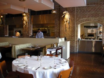 Follow These Steps if You’re Injured at a Restaurant