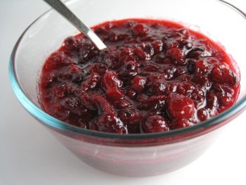 Homemade Cranberry Sauce: A Step-by-Step Guide
